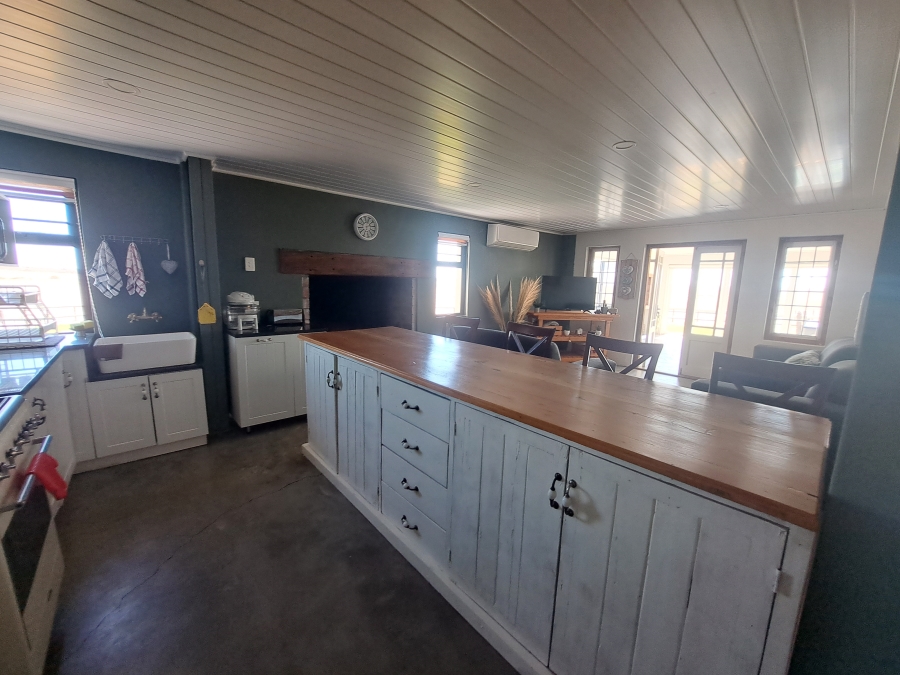 4 Bedroom Property for Sale in Hopefield Rural Western Cape